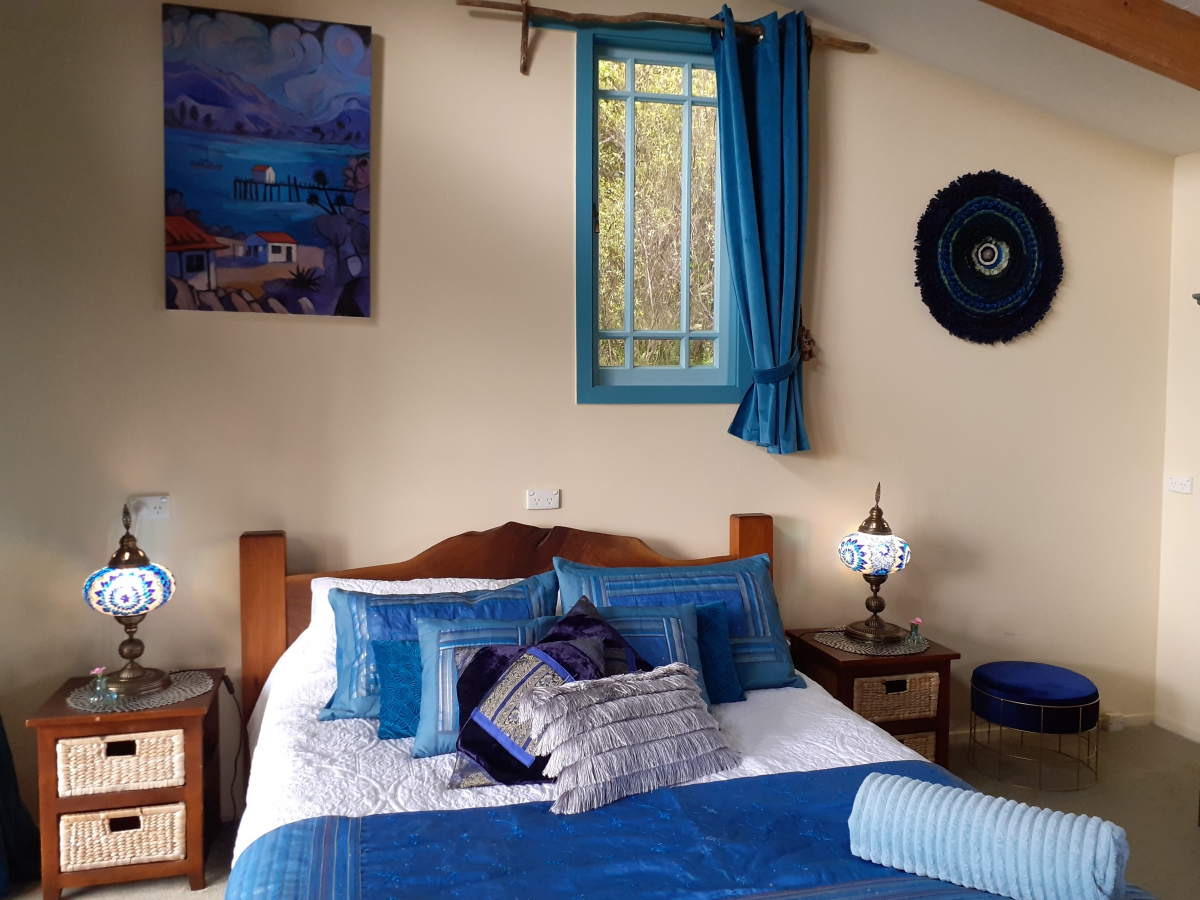 Photo of property: Comfy Queen size bed.