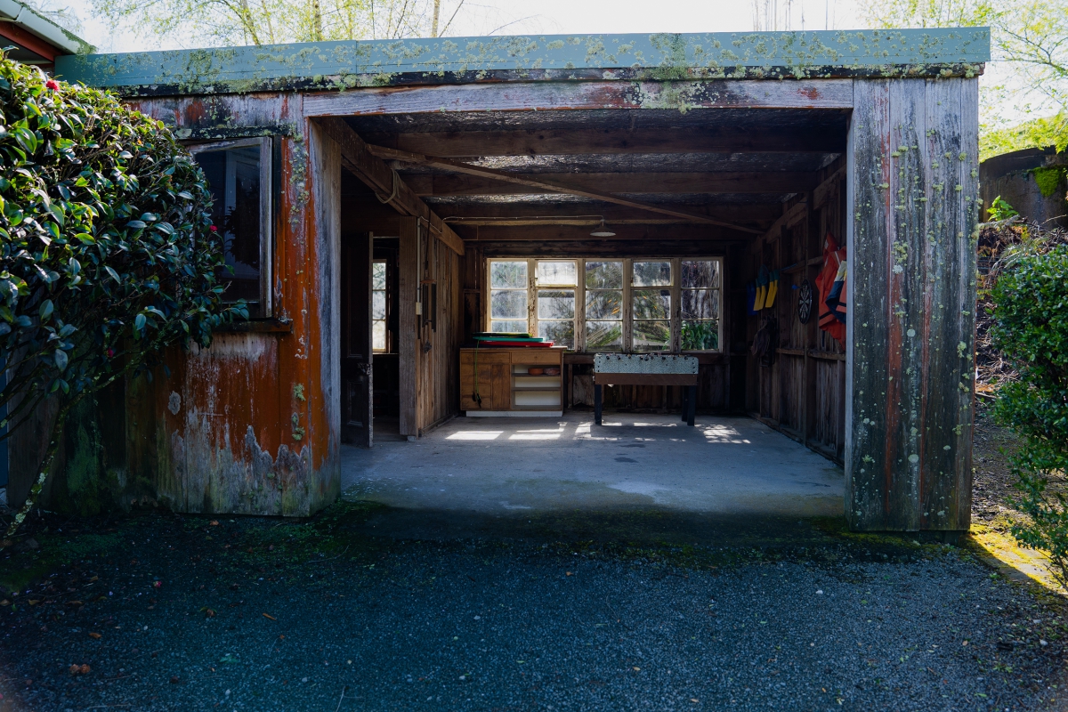 Photo of property: Garage