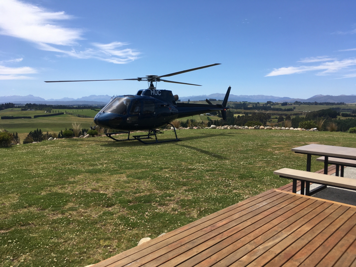Photo of property: ★Helicopter Experience★ 