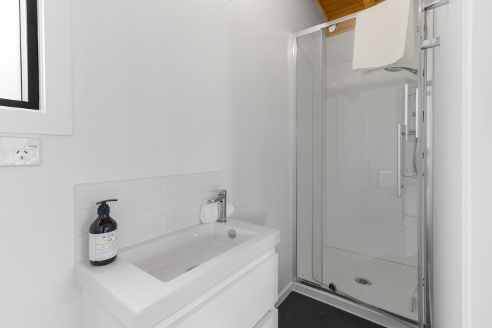 Photo of property: Bathroom