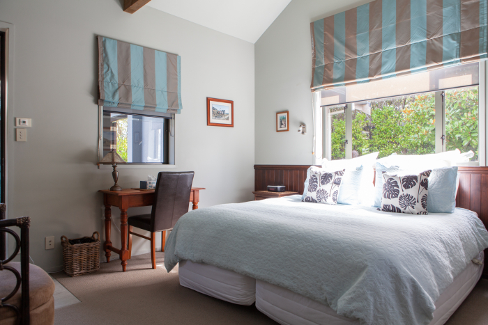 Photo of property: bedroom