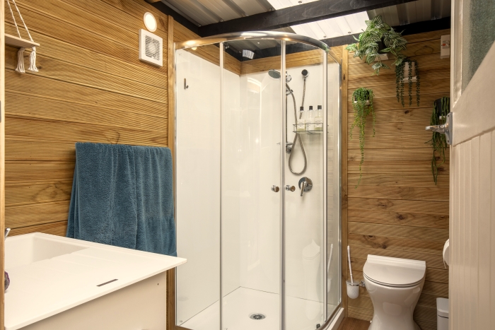 Photo of property: Larkhaven bathroom