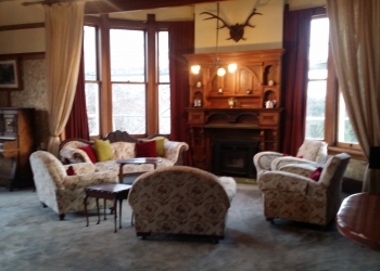 Loading Property Photo