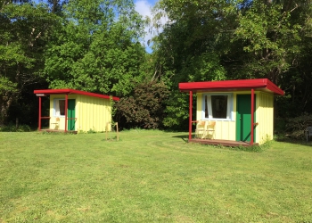 Peace and Quiet Hut  (up to 3 Guests)